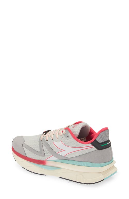 Diadora Atomo V7000 Running Shoe In Silver/white/rubine Red