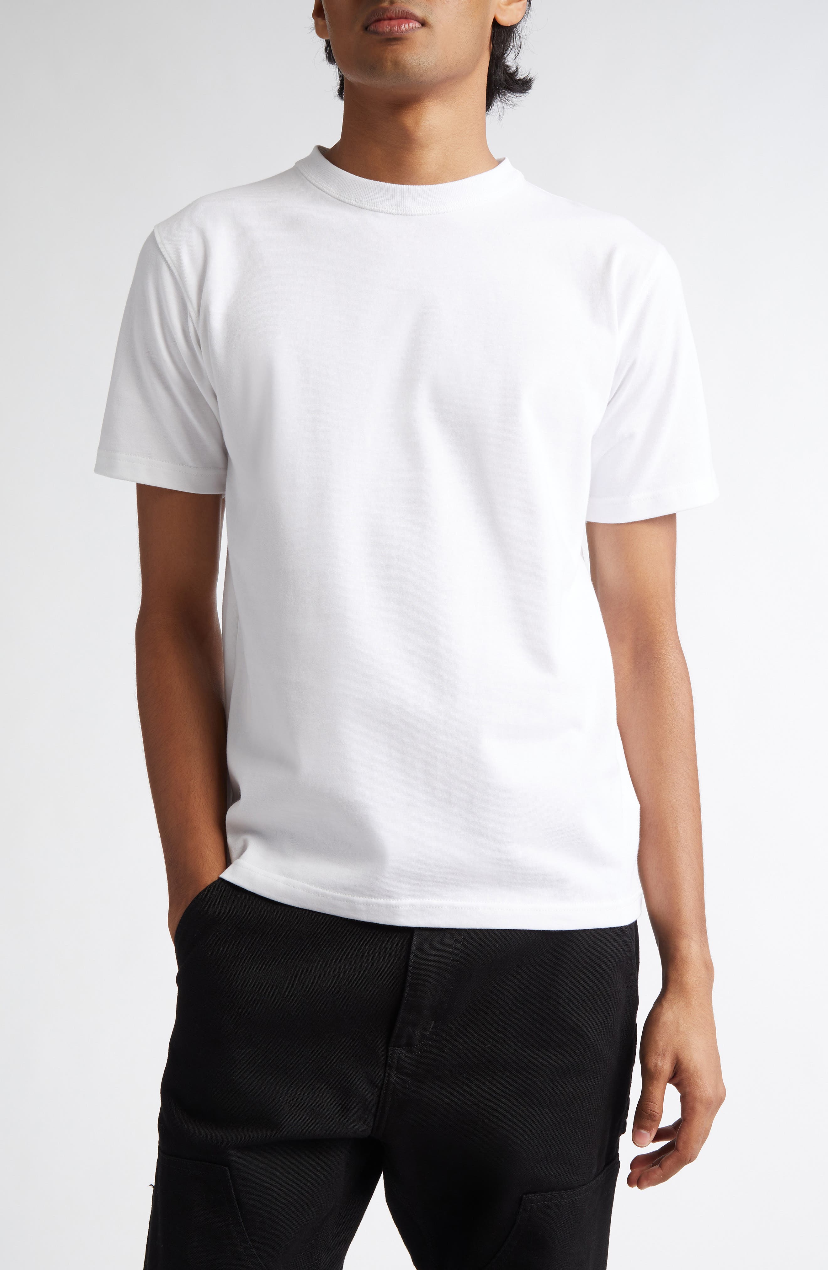 ENDLESS JOY Black Cat Cotton Graphic T-Shirt in White 