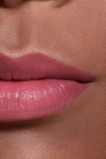  Chanel Les Beiges Healthy Glow Lip Balm Medium for