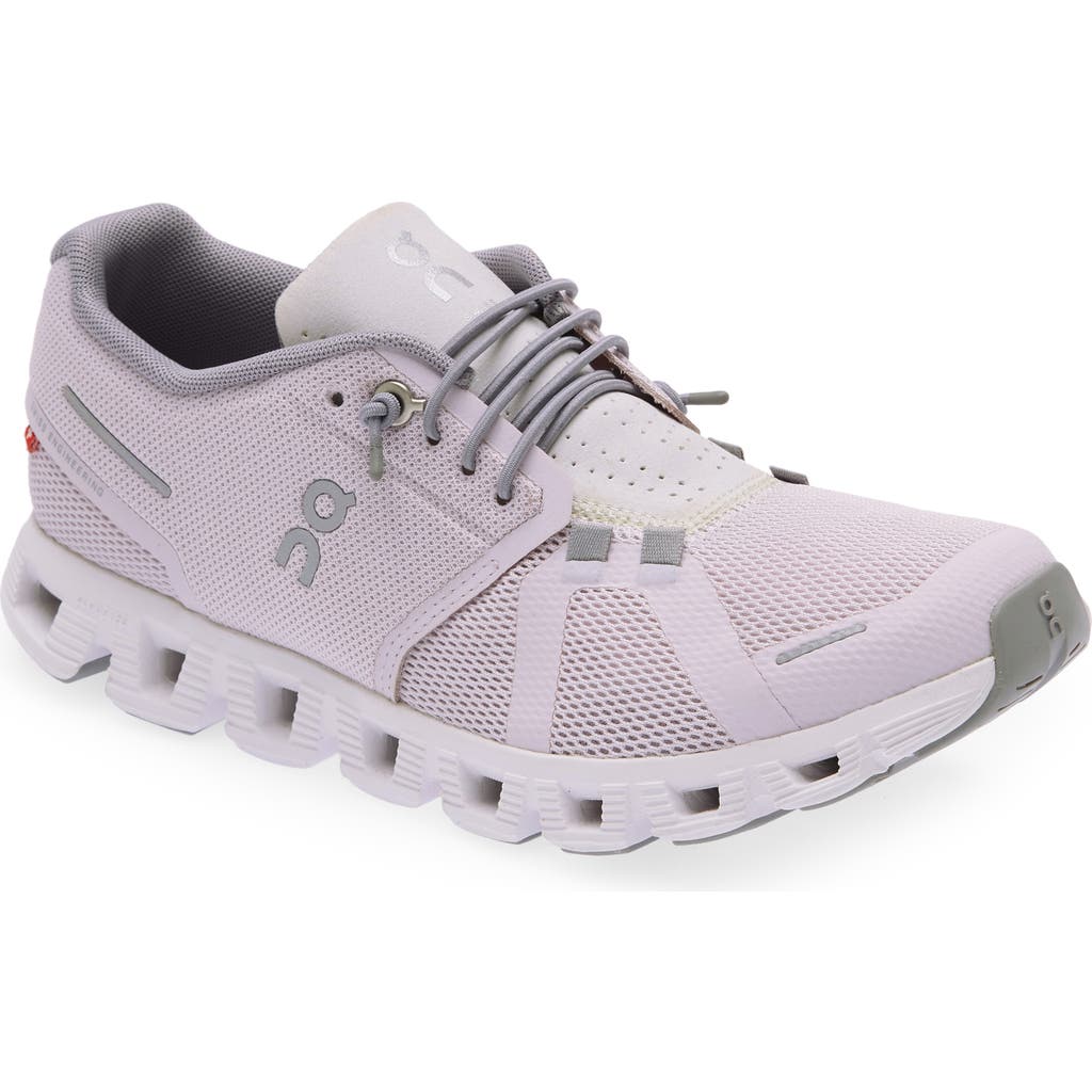 On Cloud 5 Running Shoe In Lily/frost