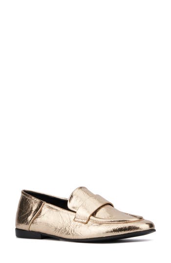 Torgeis Carleigh Moc Toe Loafer In Gold