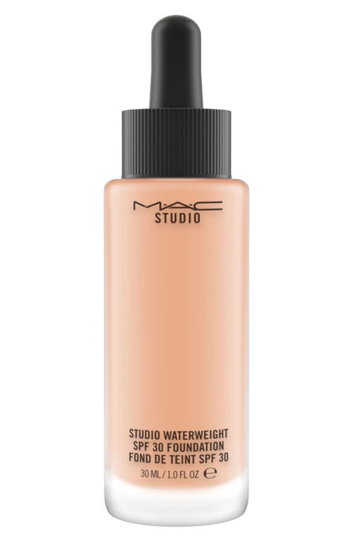 MAC Cosmetics Studio Waterweight SPF 30 Liquid Foundation in Nw 25 