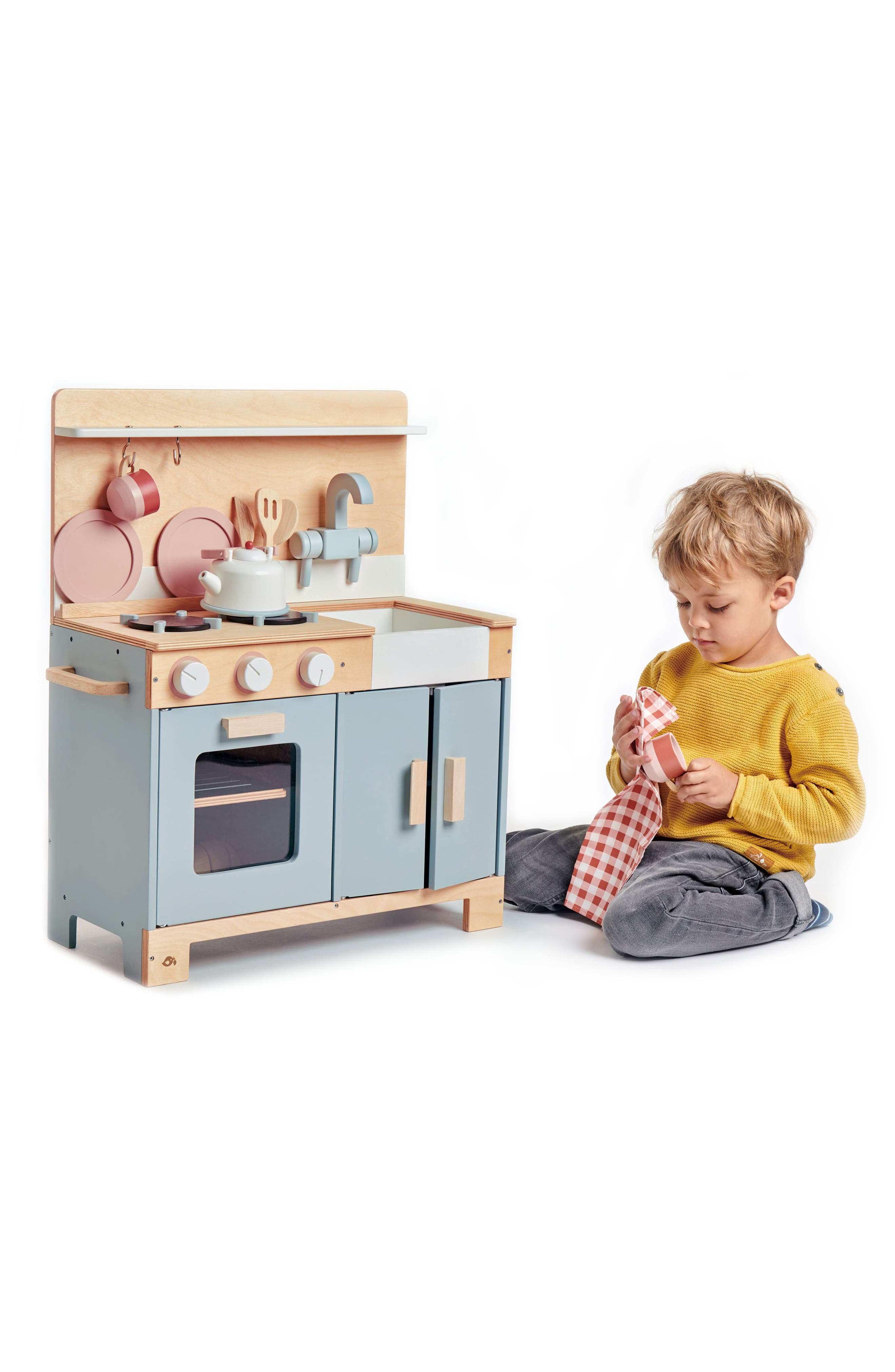 tender leaf mini kitchen