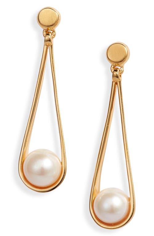 Mini Ipanema Freshwater Pearl Drop Earrings in Pearl/Gold