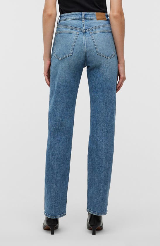 Shop Madewell The '90s Crease Edition Straight Jeans In Rondell Wash