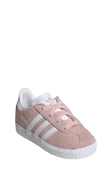 Baby shops pink adidas trainers