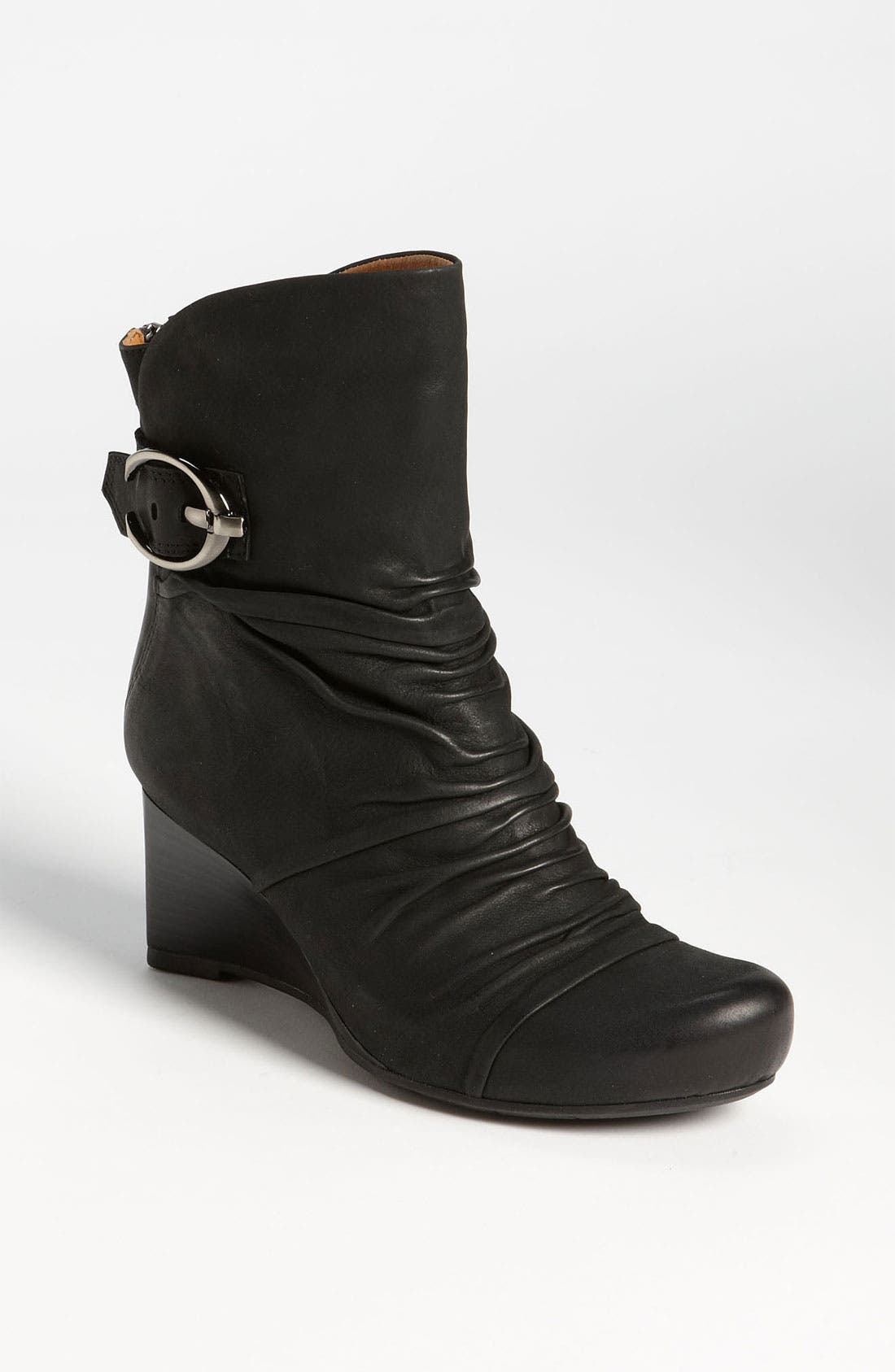 asics promo code may 2020