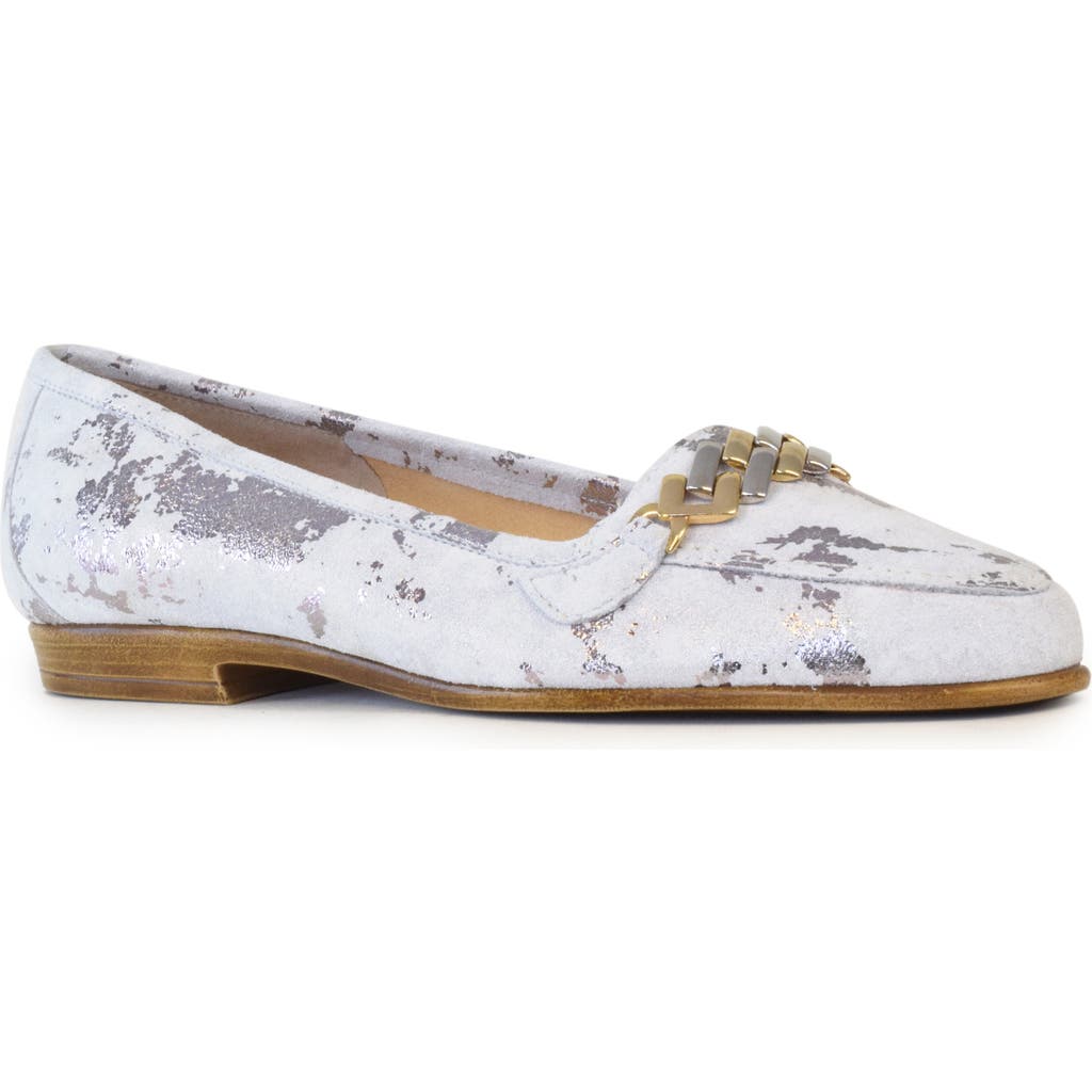 Amalfi By Rangoni Oste Loafer In White