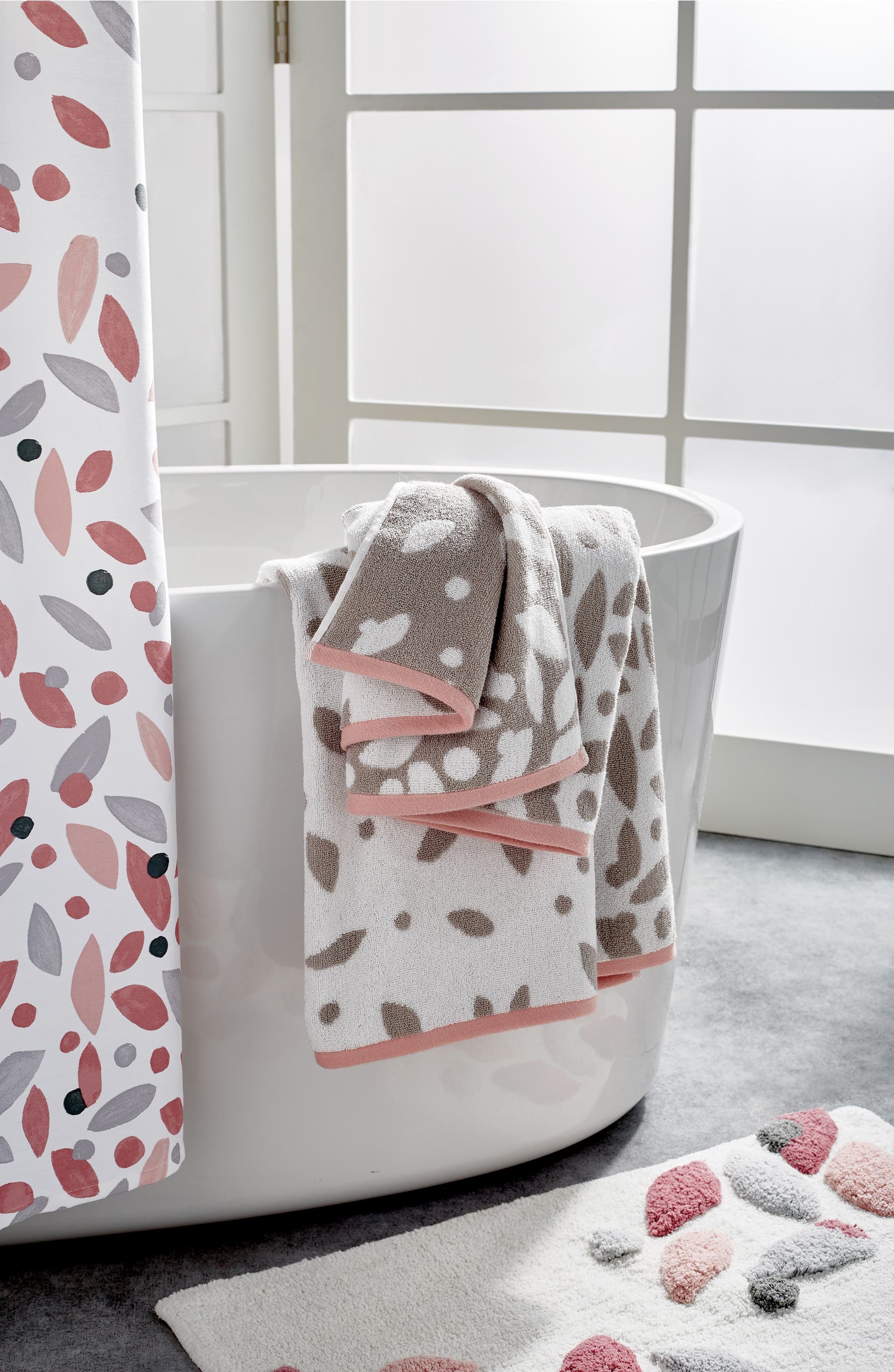 Dkny Petals 5 Piece Bath Towels Hand Shower