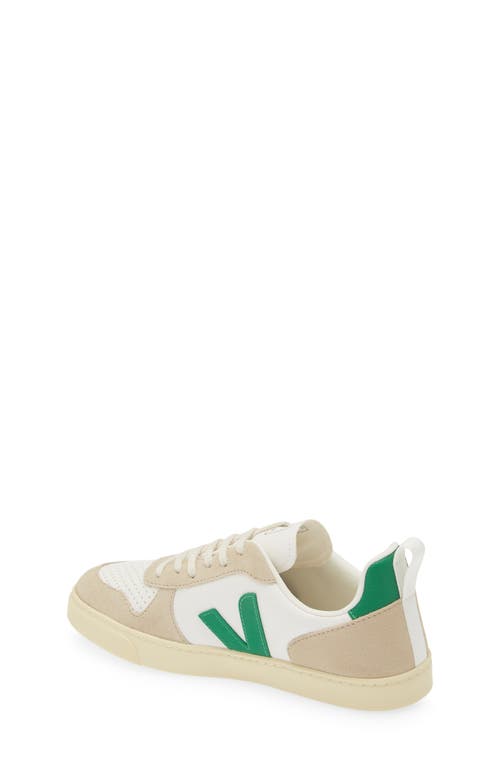 Veja Kids' Small V-10 L Chromefree™ Sneaker In Extra-white/emeraude/almond