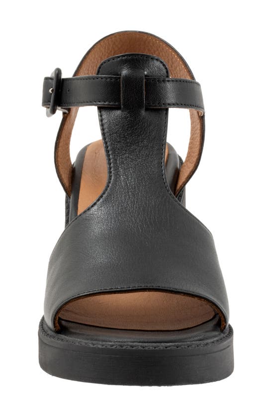 Shop Bueno Mckenzie Platform Sandal In Black