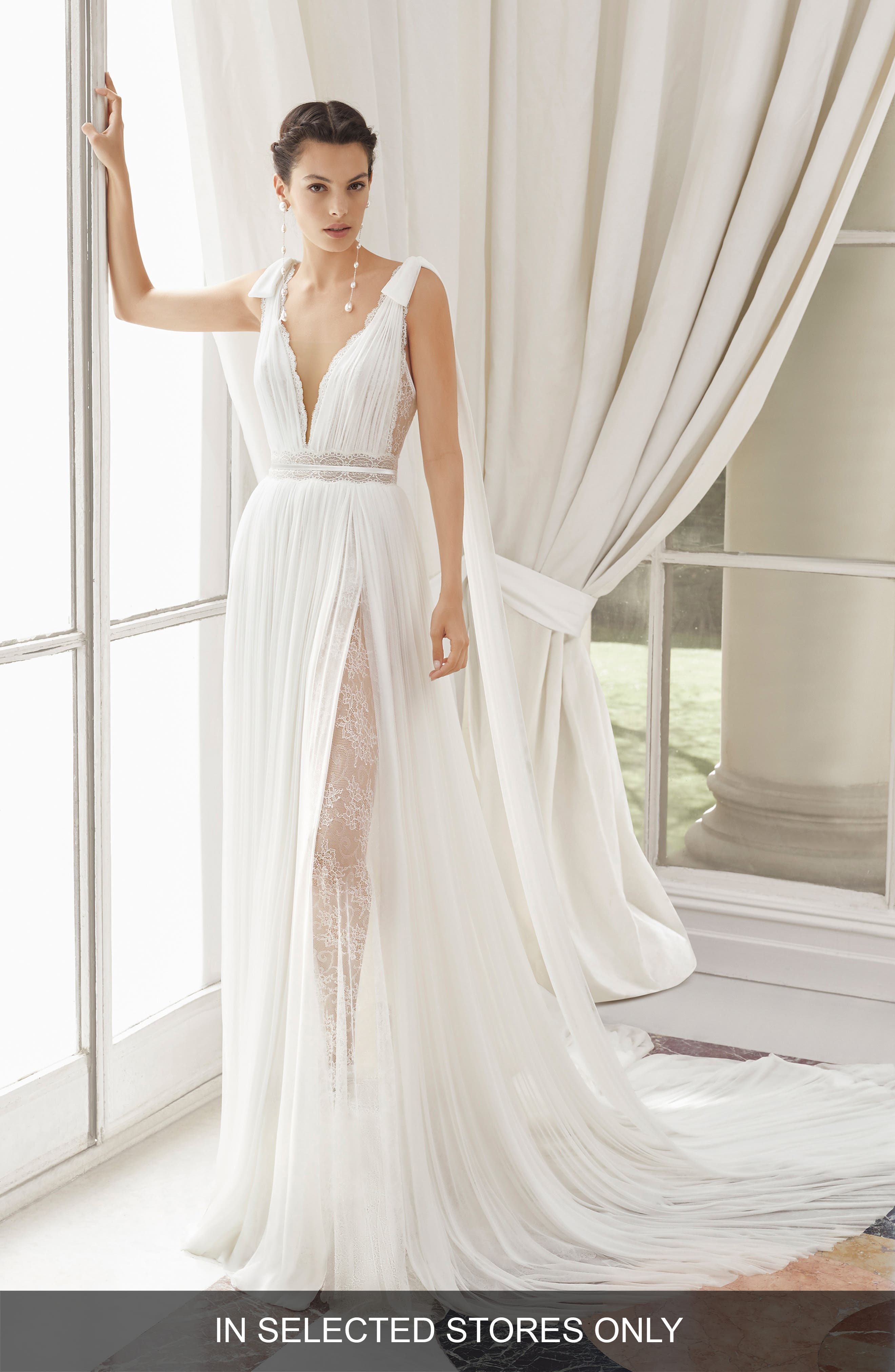 Rosa Clara Couture Med Lace & Silk Blend Muslin Gown, Size - Ivory
