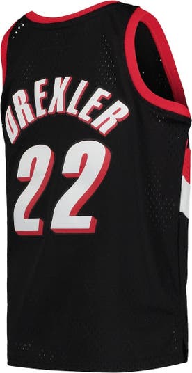 Youth Portland Trail Blazers Clyde Drexler Mitchell & Ness Black Hardwood  Classics Name & Number Pullover Hoodie
