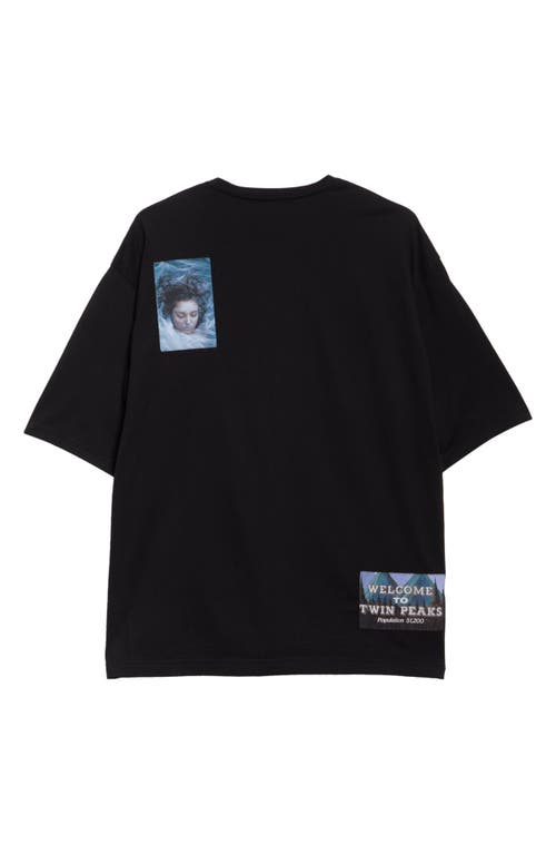 Shop Undercover 'twin Peaks' Oversize Cotton Graphic T-shirt In Black