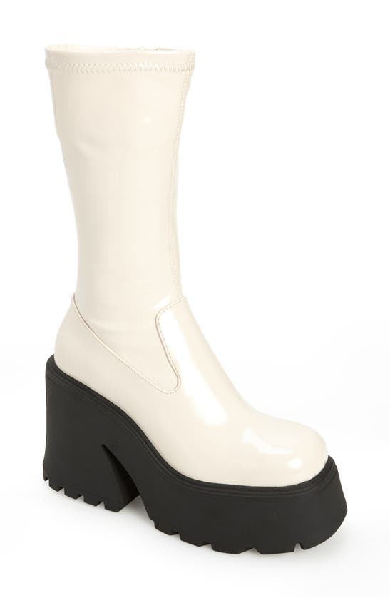 Steve Madden Arrow Platform Boot In Bone Patent