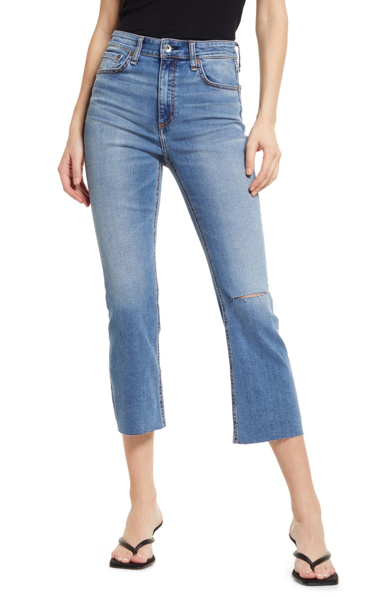 Re/Done High-Rise Crop Flare Jeans Victoria Beckham Wore Mom Jeans And A  T-Shirt To Her Runway Show POPSUGAR Fashion Photo
