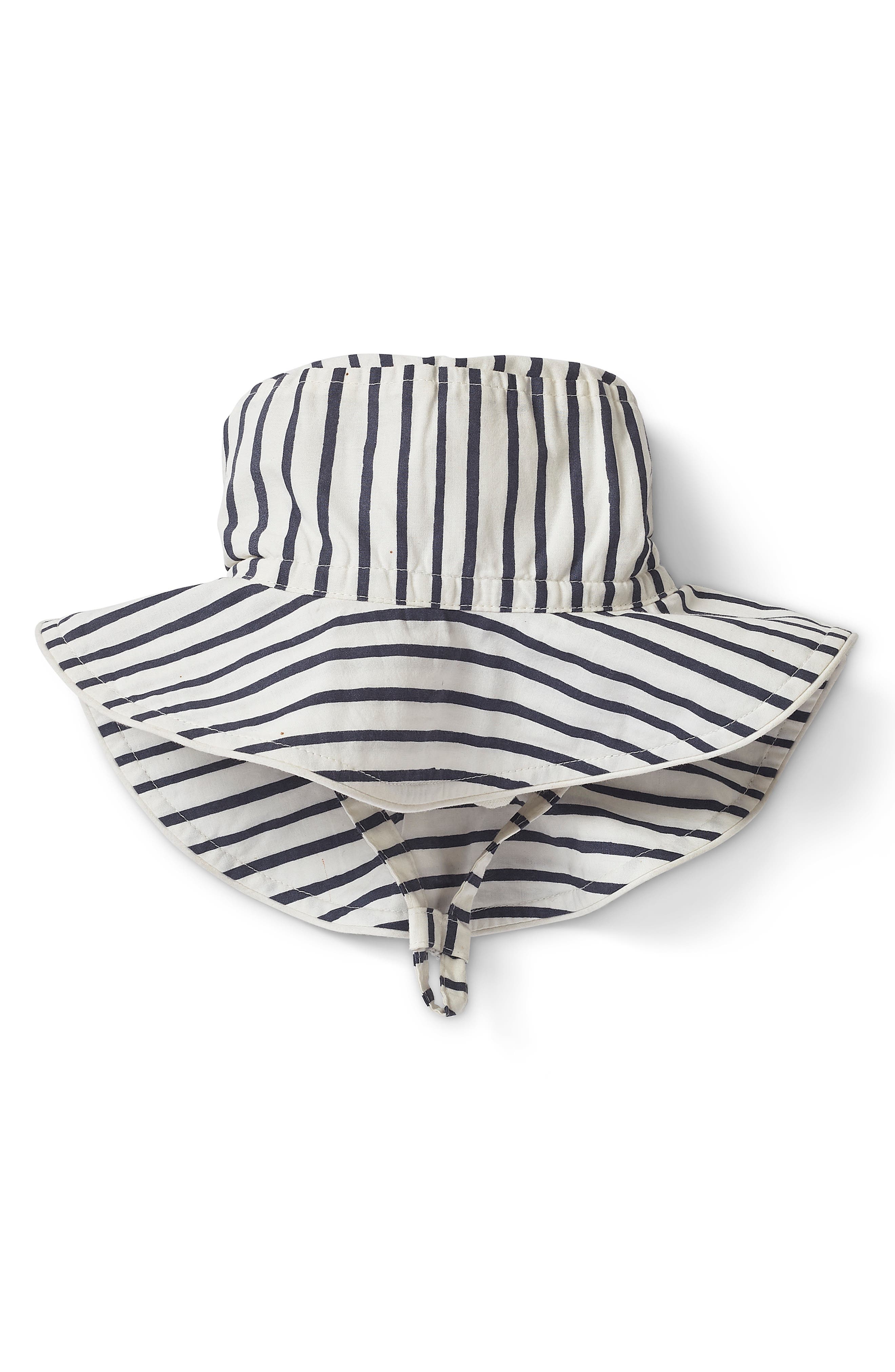 baby black bucket hat