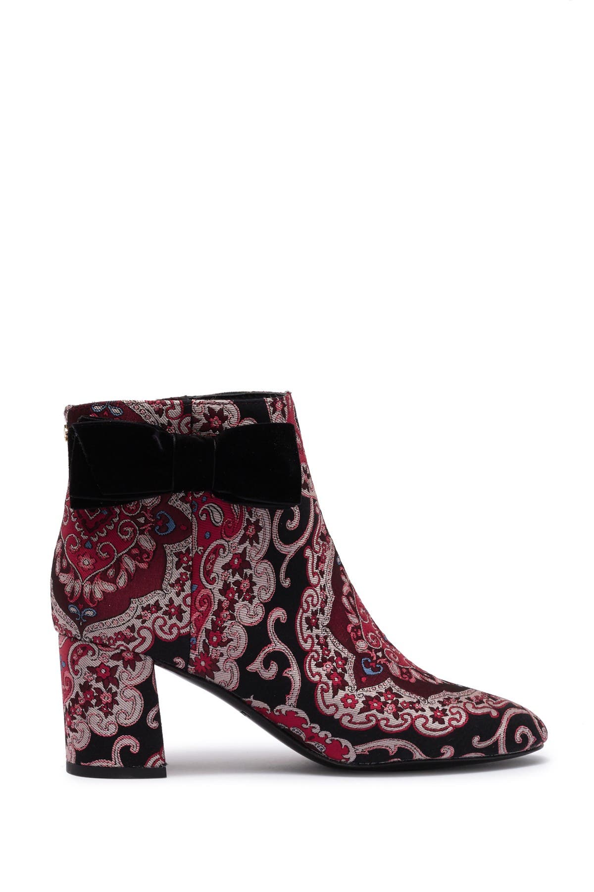 holly boots with bows
