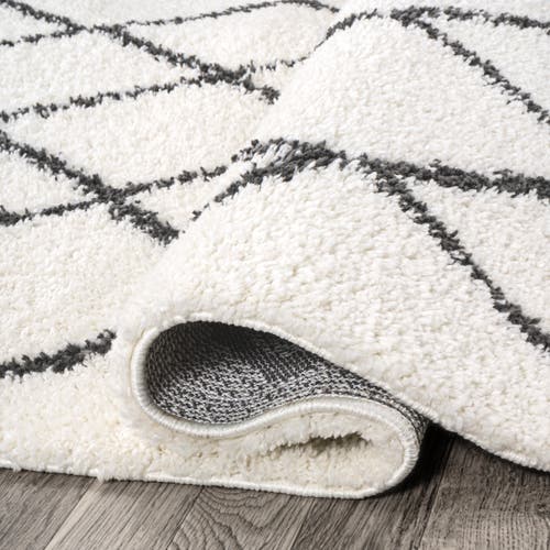Jonathan Y Cami Moroccan Style Diamond Shag Area Rug In White/gray