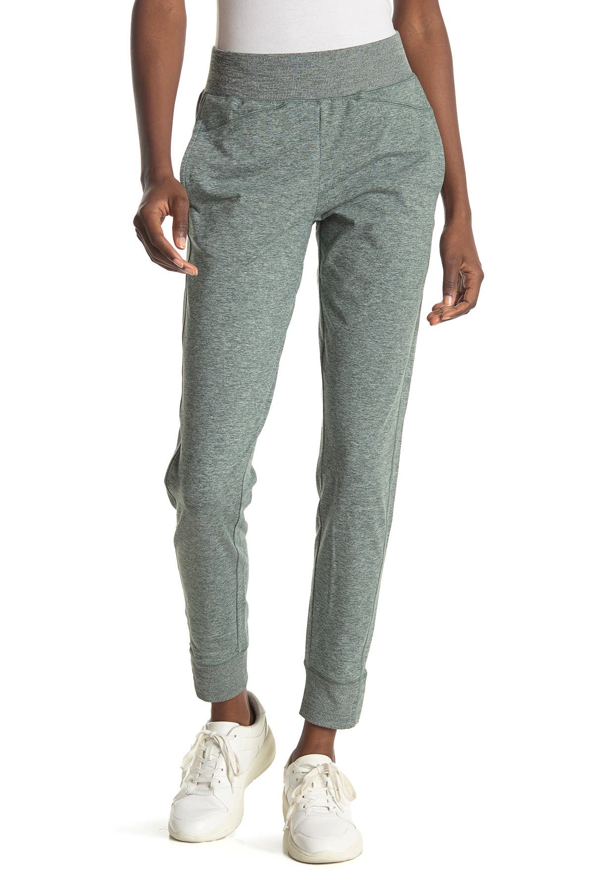 nike joggers nordstrom rack