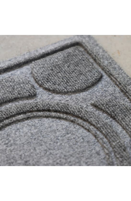 Bungalow Flooring Aqua Shield Pet Mat In Medium Gray