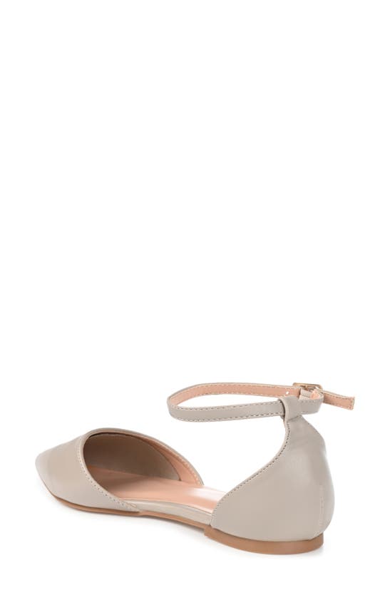 Journee Collection Reba Flat In Grey