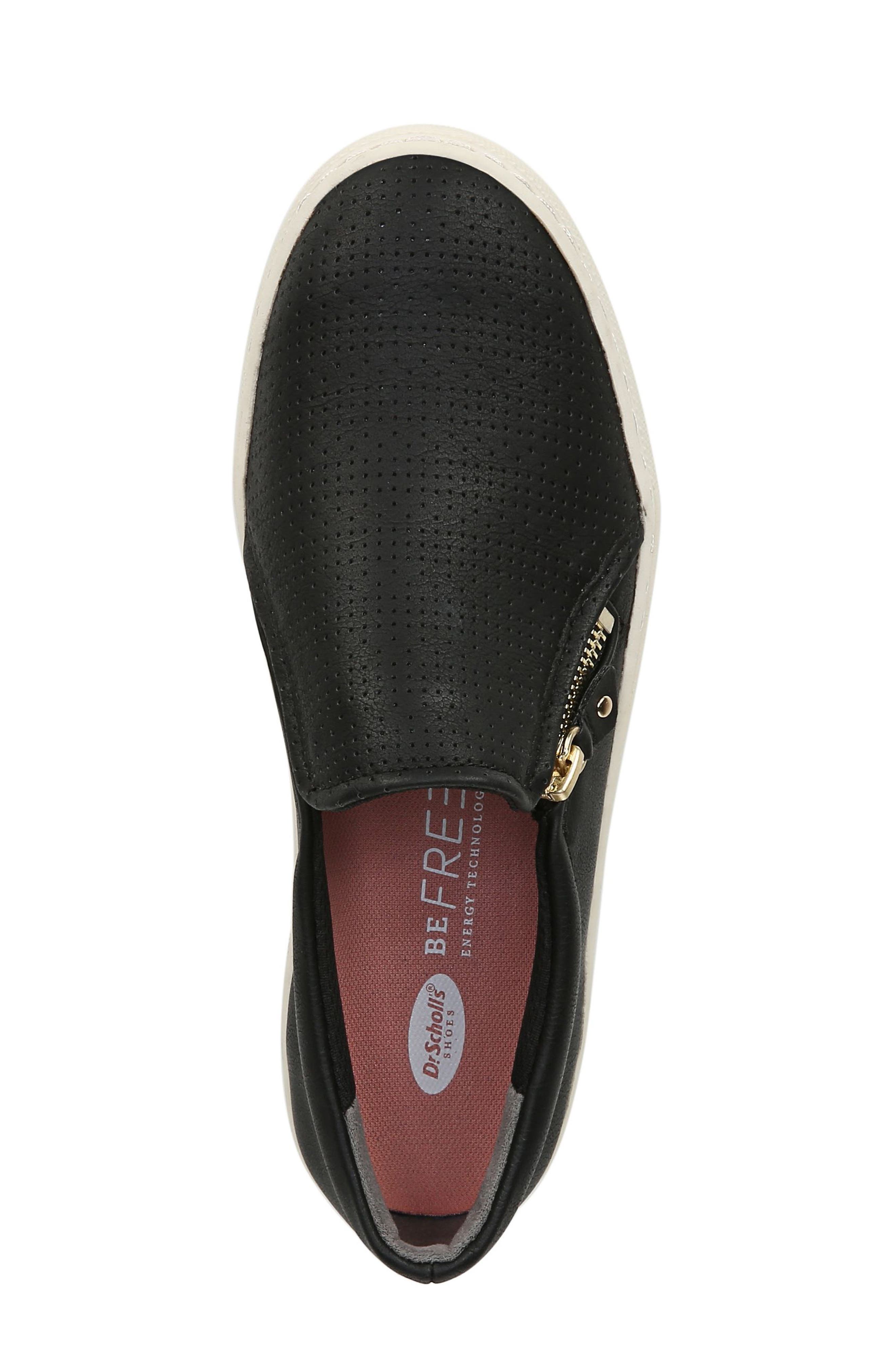 dr scholl's now cozy sneaker