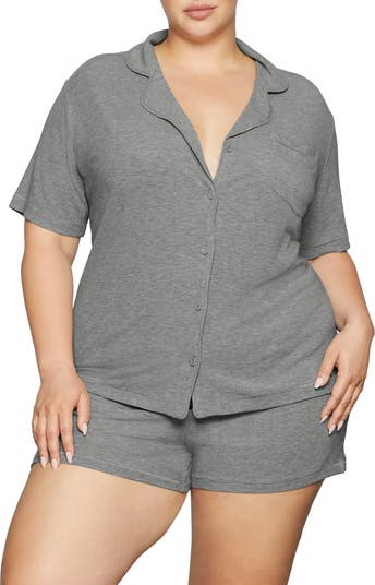 10 cozy pieces of plus-sized loungewear: Skims, Athleta, and more