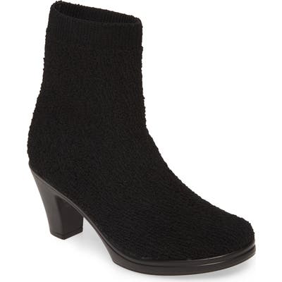 Bernie Mev. Laine Bootie, Black