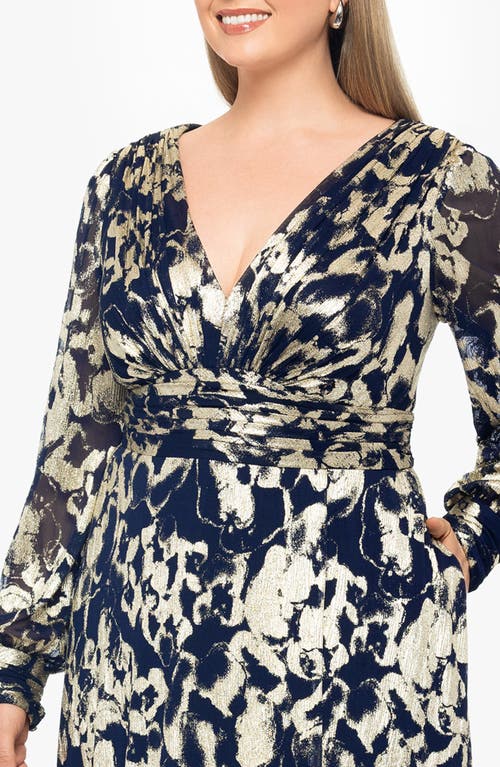 Betsy & Adam Petites Womens Metallic Polyester Evening Dress In Blue