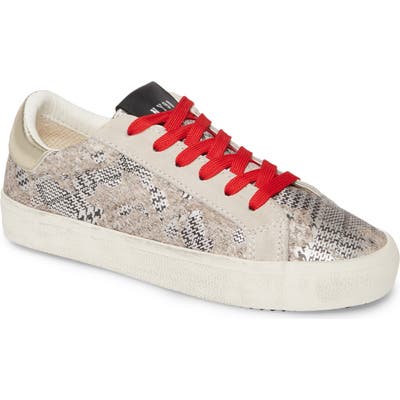 Steve Madden Pivot Sneaker