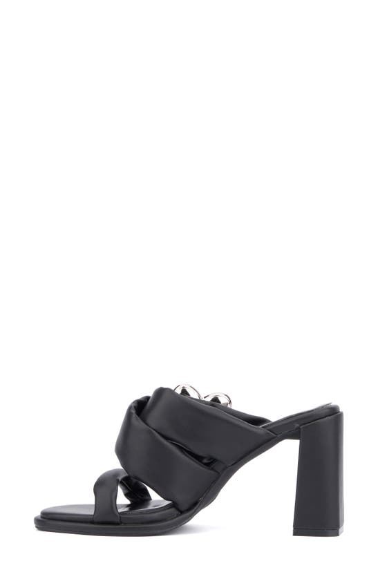 Olivia Miller Lovey Dovey Sandal In Black