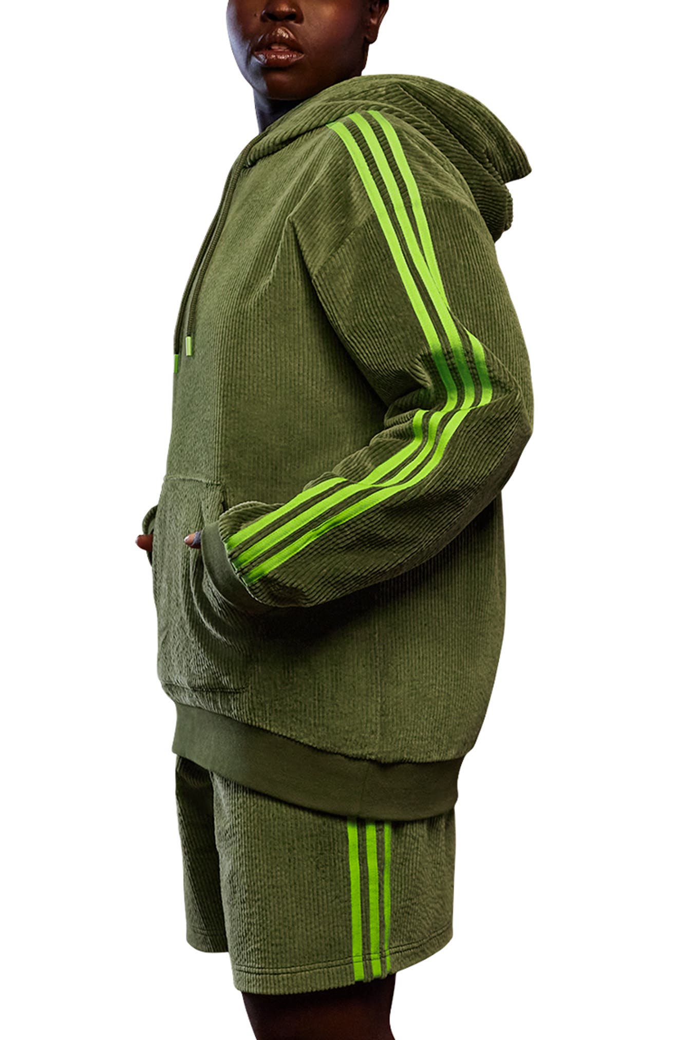 adidas ivypark グリーン クロップド パーカー adidas IVY PARK クロップドパーカー 蛍光グリーン XSサイズ｜Yahoo