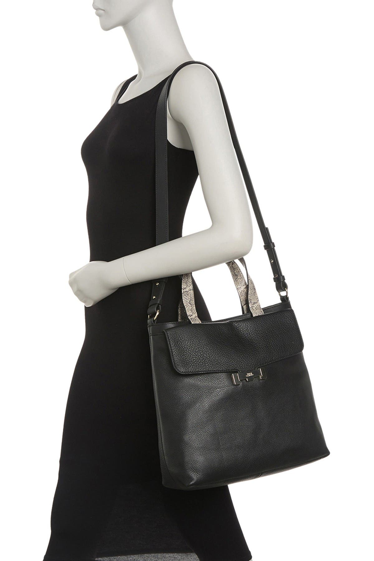 Vince camuto purse online black leather