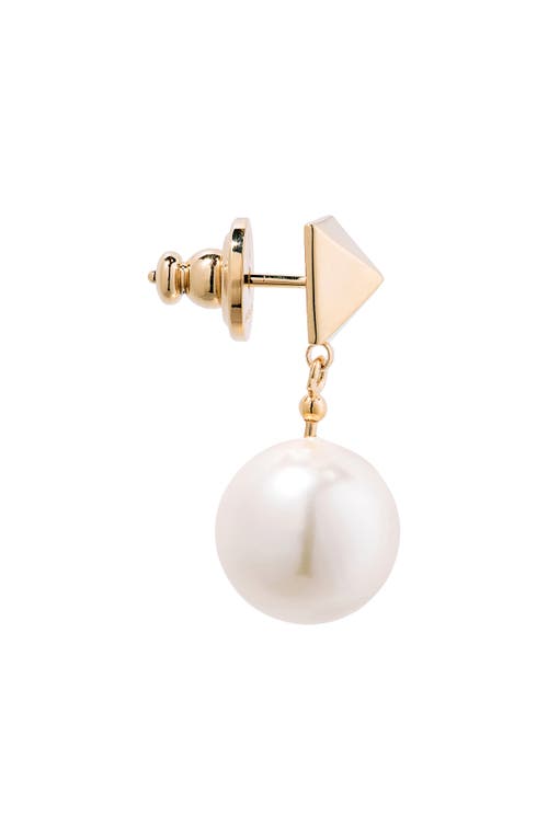 Shop Valentino Garavani Rockstud Imitation Pearl Drop Earrings In 0o3 Oro 18/cream