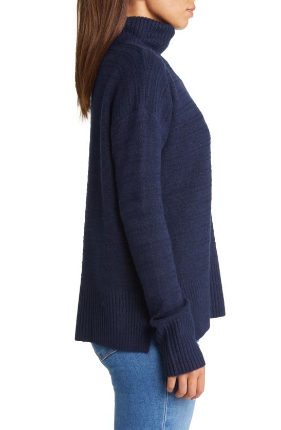VINCE CAMUTO VINCE CAMUTO TEXTURED TURTLENECK SWEATER