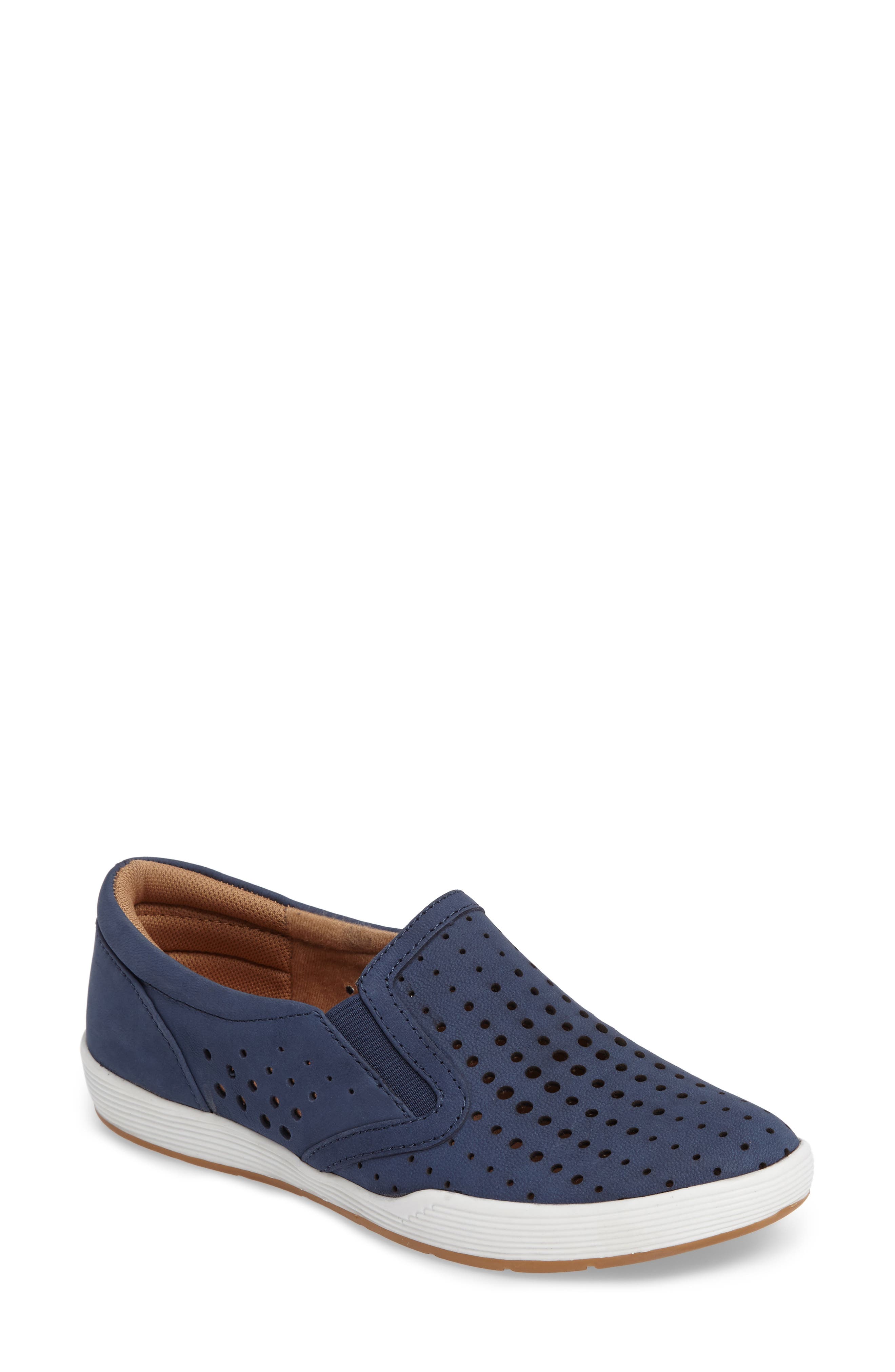 Comfortiva Lyra Perforated Slip-On Sneaker N - Blue