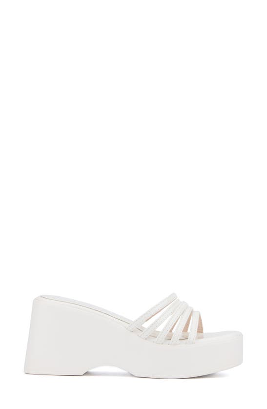 Olivia Miller Dreamer Slide Sandal In White