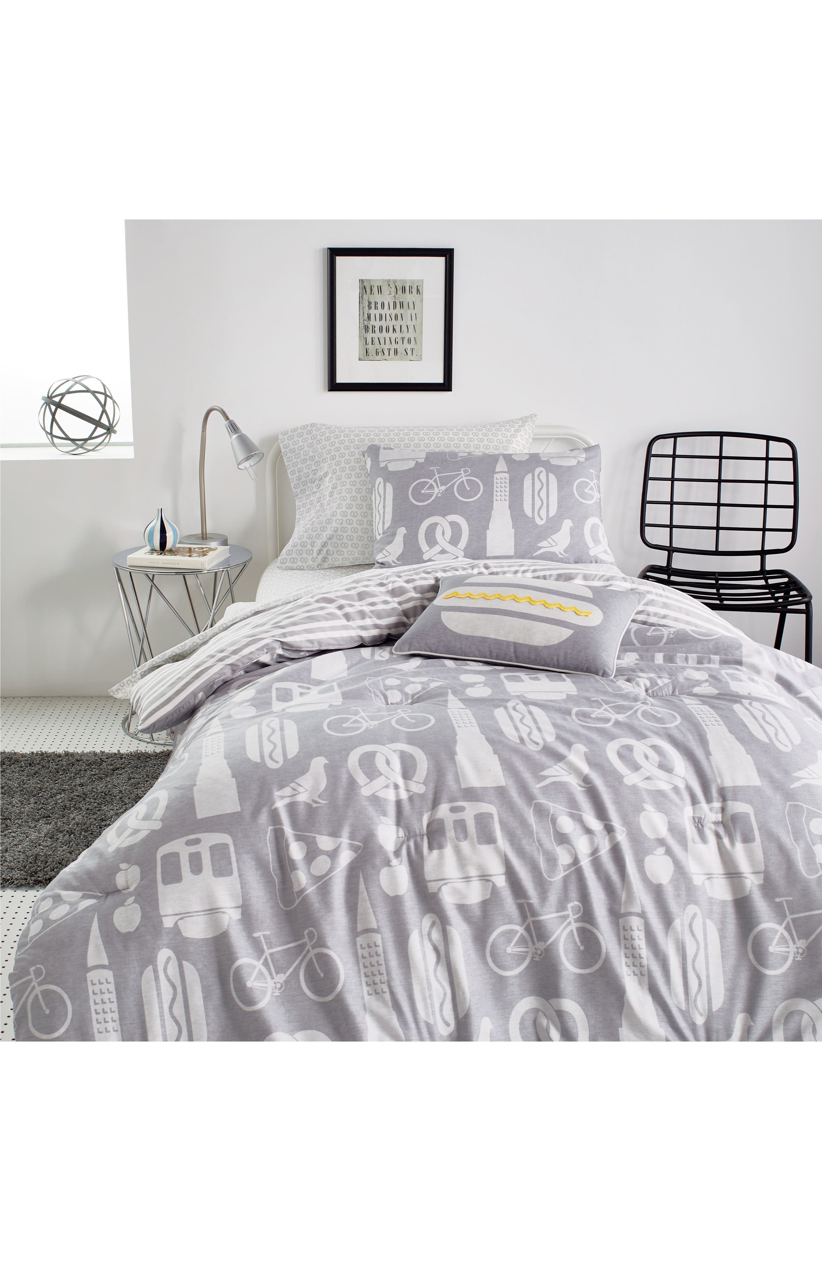 Dkny Nyc Comforter Sham Accent Pillow Set Nordstrom
