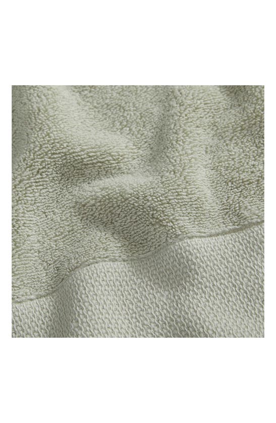 Calvin Klein Entwine 3-piece Towel Set In Pastel Green