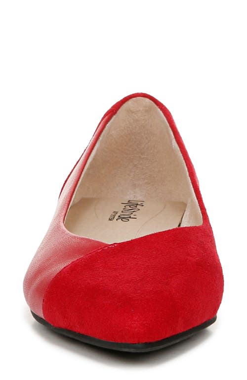 LIFESTRIDE LIFESTRIDE PROMISE POINTED TOE FLAT