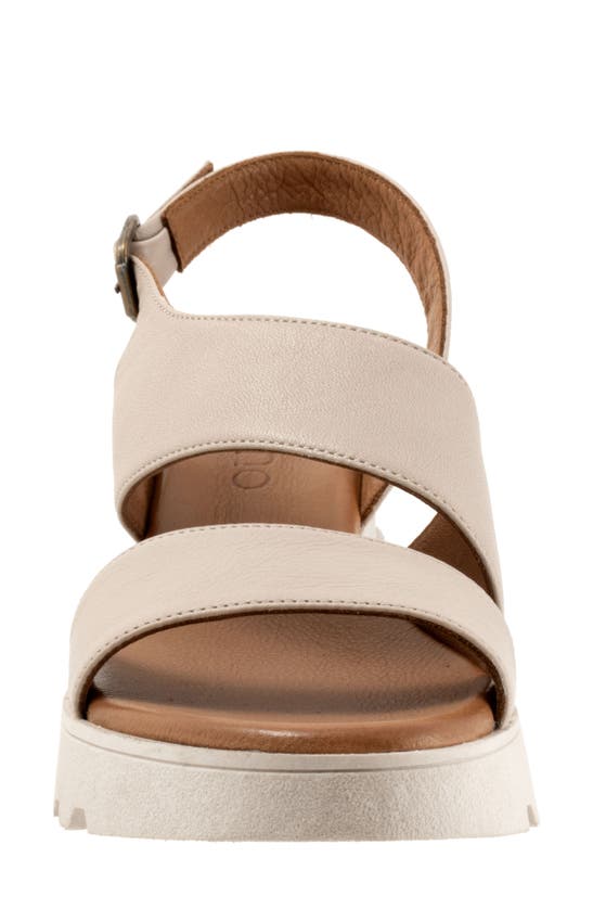 Bueno Gianna Slingback Platform Wedge Sandal In Light Grey
