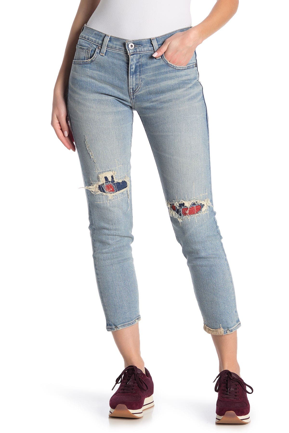 levi's ripped boyfriend jeans