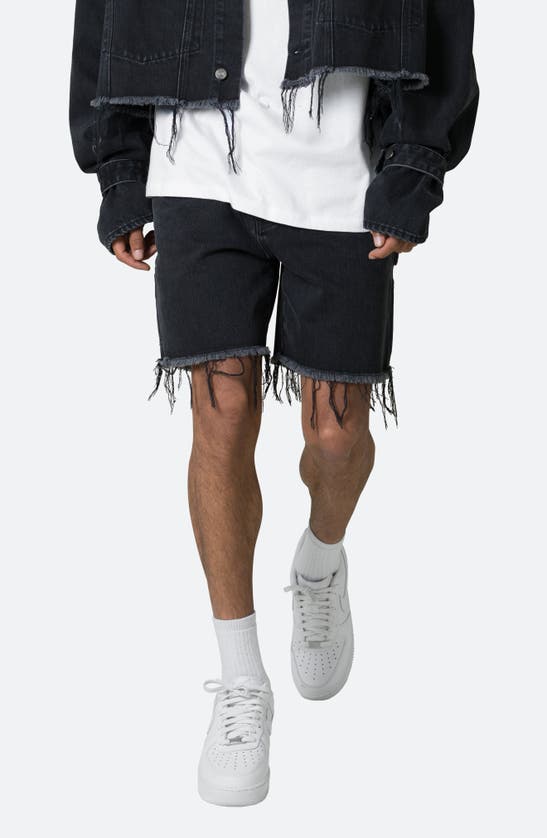 Mnml Frayed Denim Shorts In Washed Black