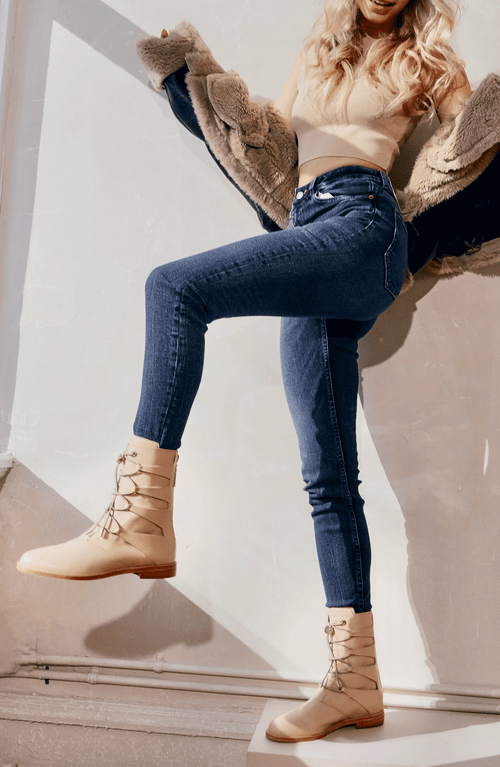 Daniella Shevel Moss Boot In Ivory