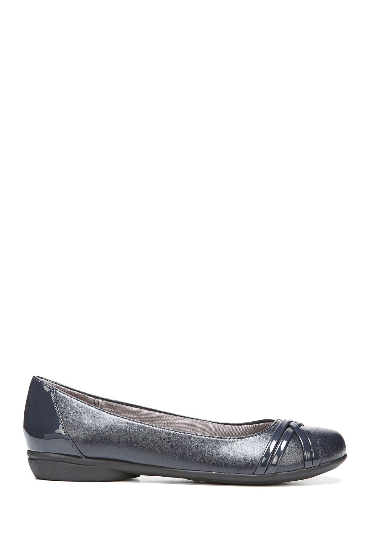 Lifestride Aliza Patent Trim Flat In Dark Blue