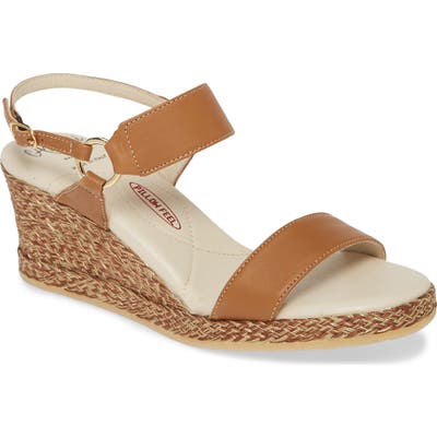 Amalfi By Rangoni Luc Wedge Sandal, Brown