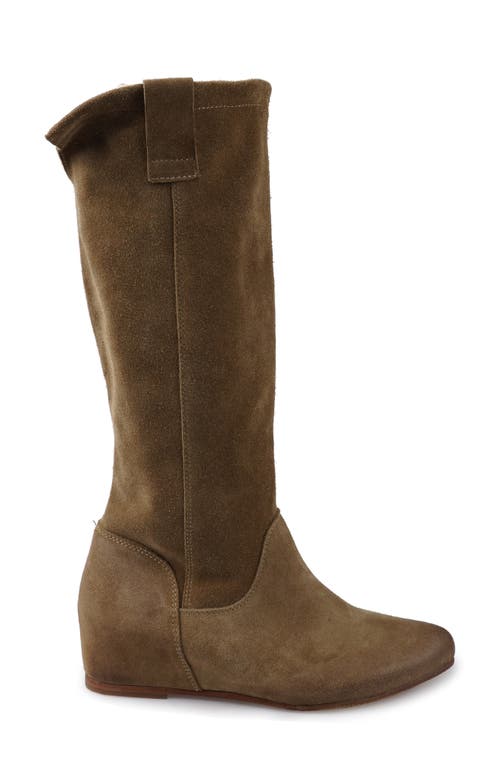 Zigi Hidden Wedge Boot In Sand Suede