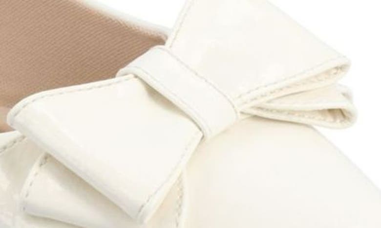 Journee Collection Ophelia Womens Pointed Closed Toe Ballet Flats In Patent/ White