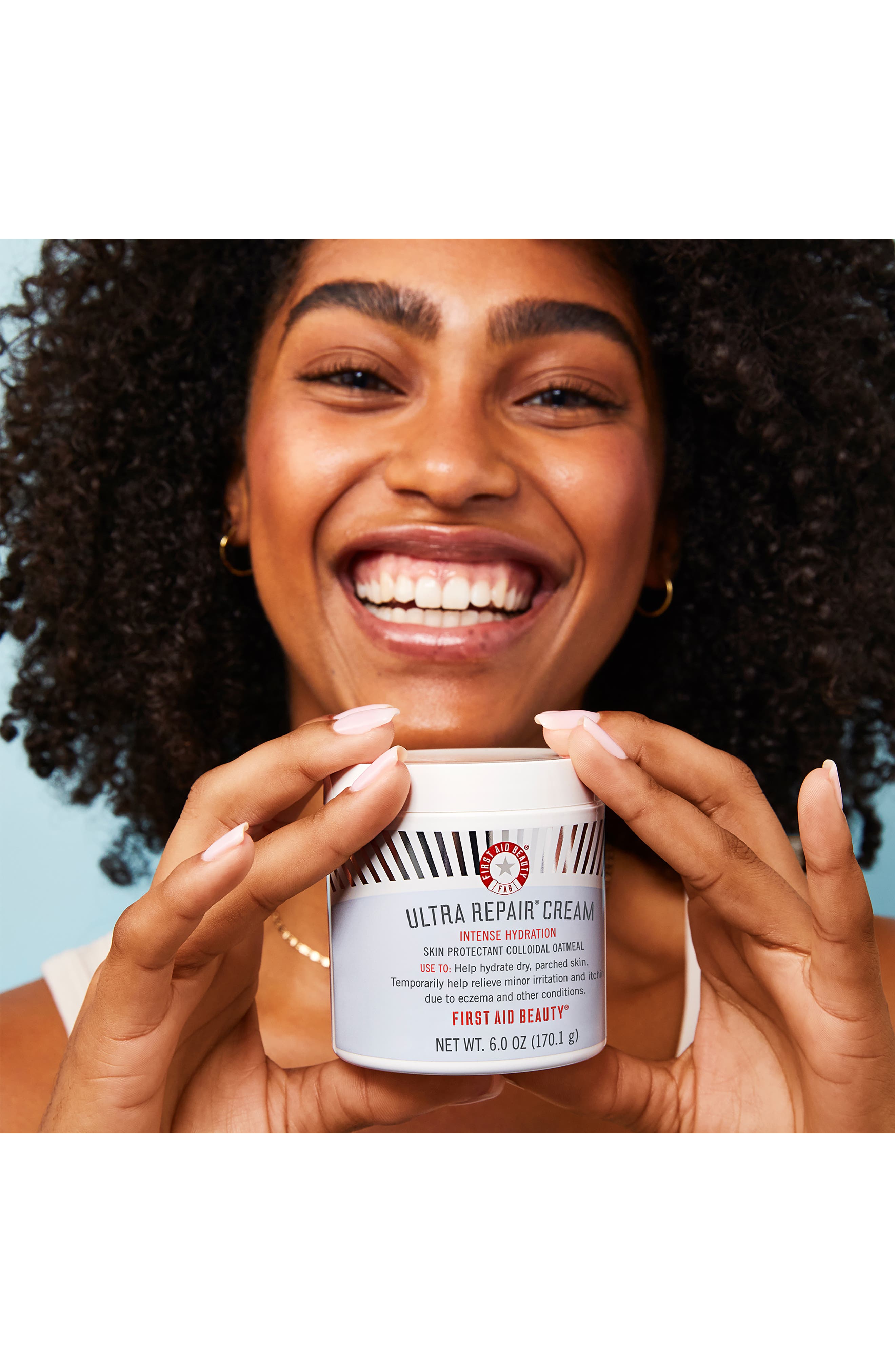 First Aid Beauty Ultra Repair Cream Intense Hydration Face & Body